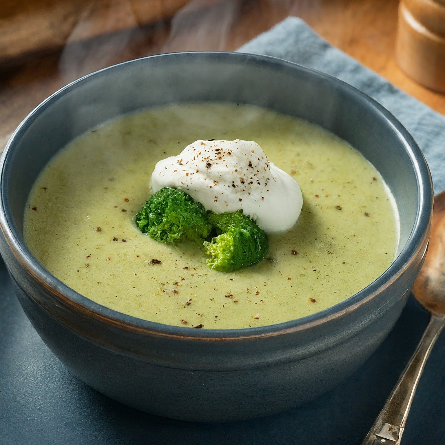 Creamy Homemade Cream of Broccoli Soup Recipe