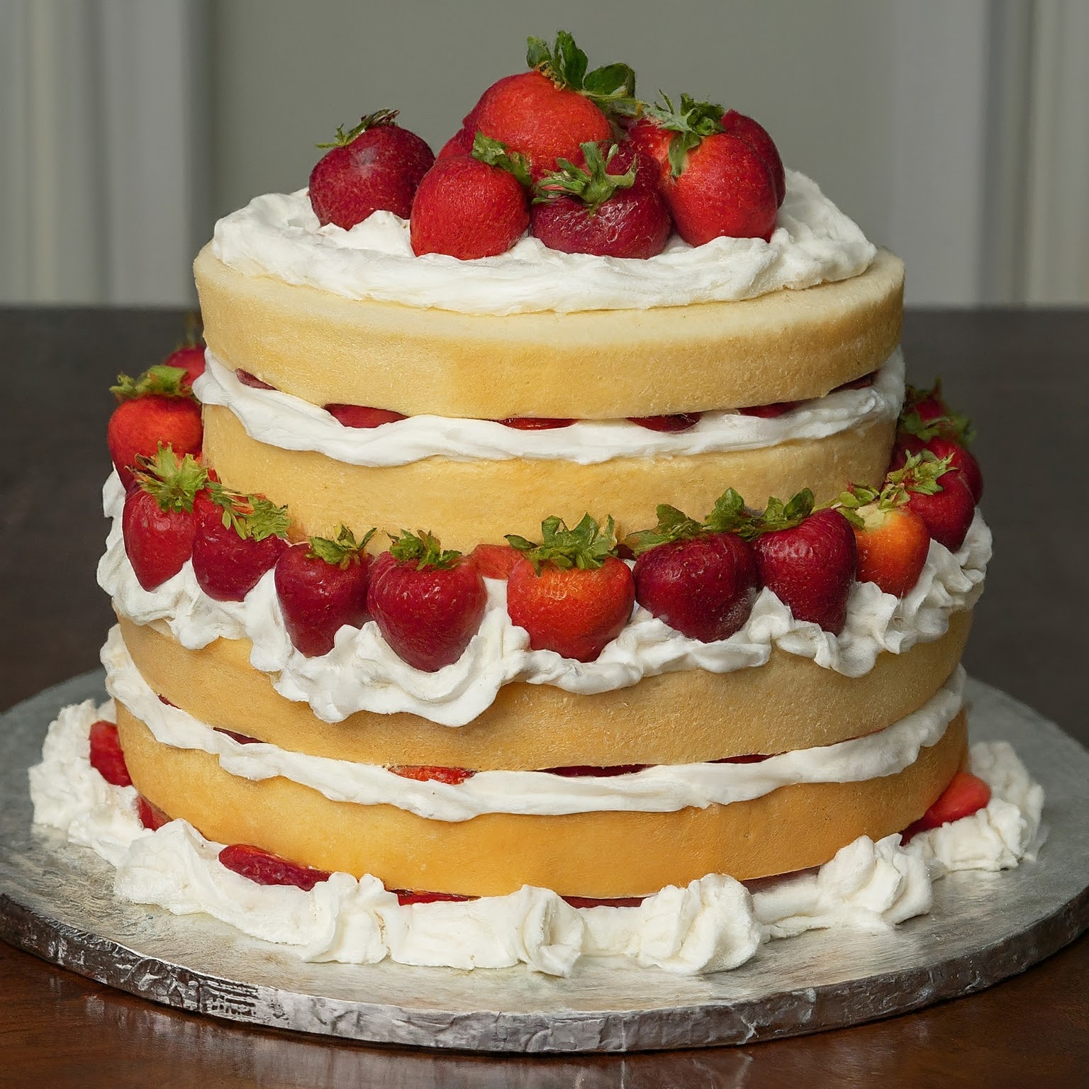 Vanilla Cake with Strawberry Filling Recipe